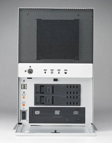 Máy tính Advantech IPC-7130L