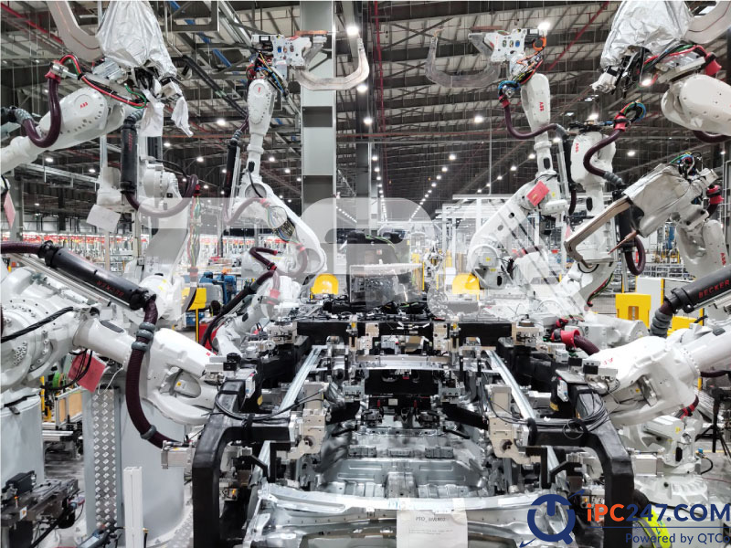Cánh tay robot công nghiệp - Khái niệm, Ứng dụng & Lợi ích robot cong nghiep 1
