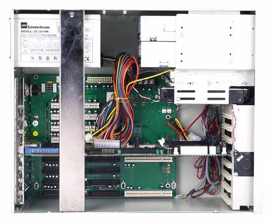 Bên trong AAEON AMC-280B khi mở nắp