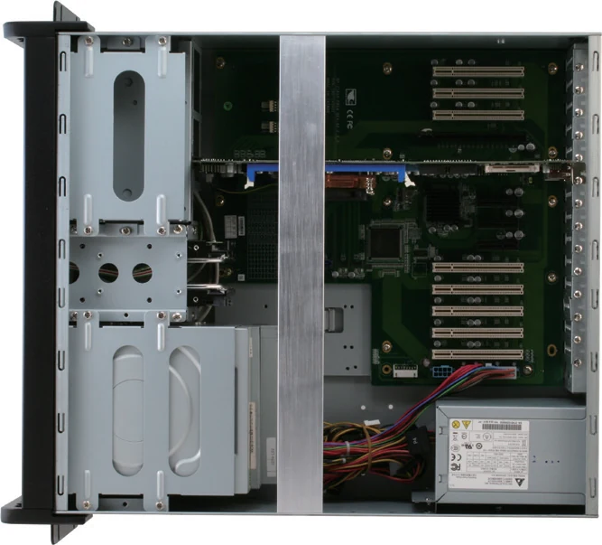 Bên trong ARC-645 khi mở nắp