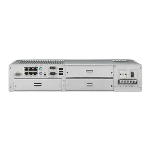 Mặt cổng I/O phía sau UNO-4673A